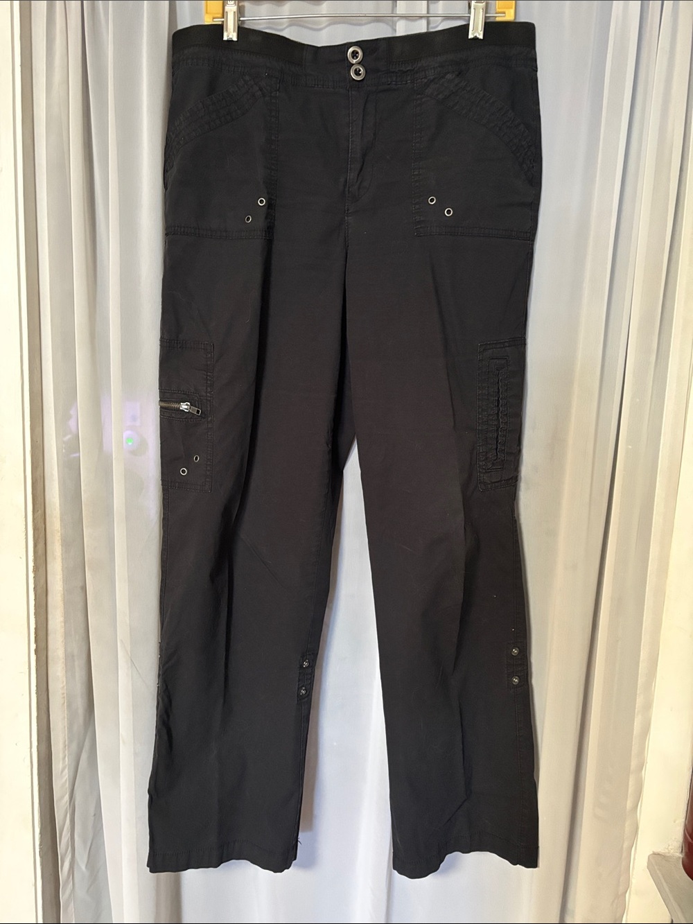 Woman’s khaki and Co Black Casual Utility Pants